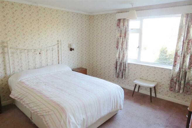 Bedroom 1: