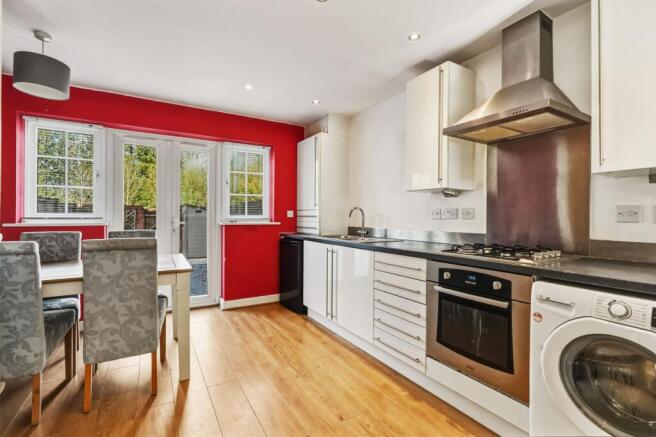 23, Donnington Court, Dudley, DY1 photo 4