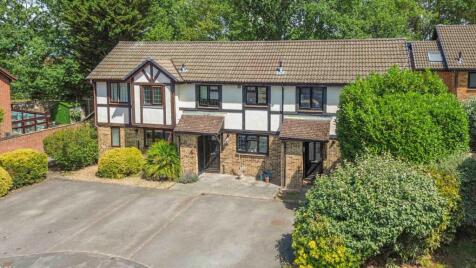 Morley Close, Yateley