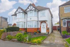 59, Wentworth Road, Barnet EN5 4NZ
