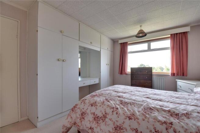 3 bed House for sale Image 10