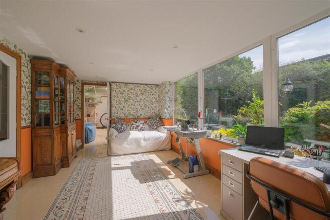 2 bed Detached for sale Image 12