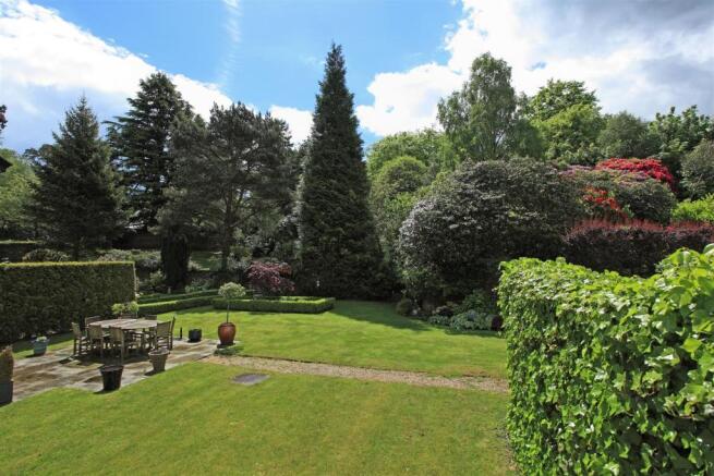 Garden 3.jpg