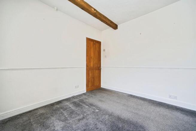 2 bed Cottage for sale Image 9