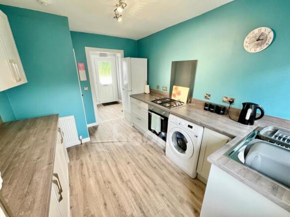 KIRK ROAD, BEITH KITCHEN PIC