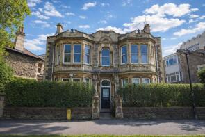 Flat 6, 5, Lovers Walk, Weston-super-mare BS23 2AF