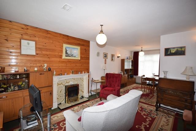 SITTING DINING ROOM.