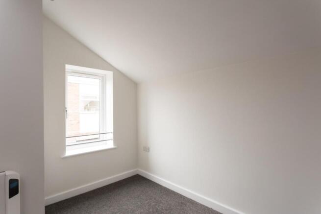 2 bed Town House to rent Image 8