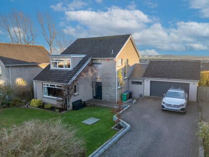 Old Kirk Place, Dunfermline, KY12