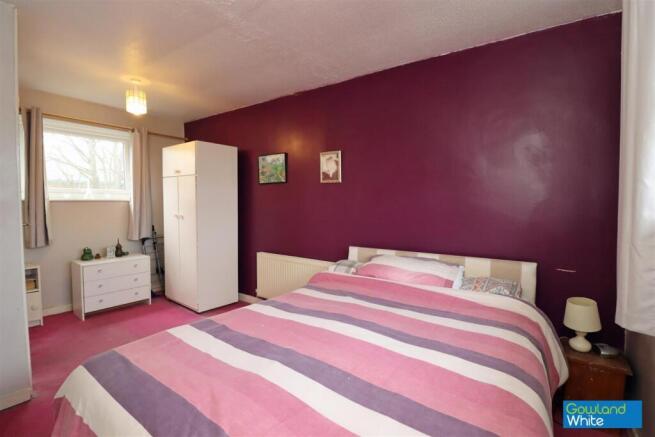2 bed Semi-Detached for sale Image 5