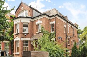 Garden Flat, 44, Avenue Road, Hornsey, London N6 5DR