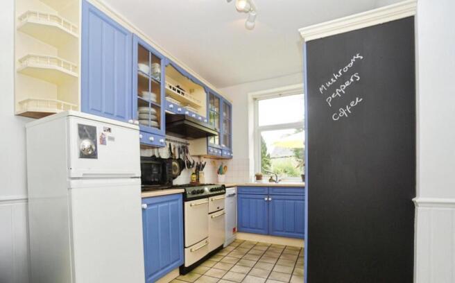 4 bed Terraced for sale Image 11