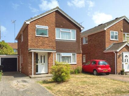 Shefford Crescent, Wokingham, Berkshire