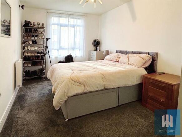 1 bed Apartment to rent Image 10