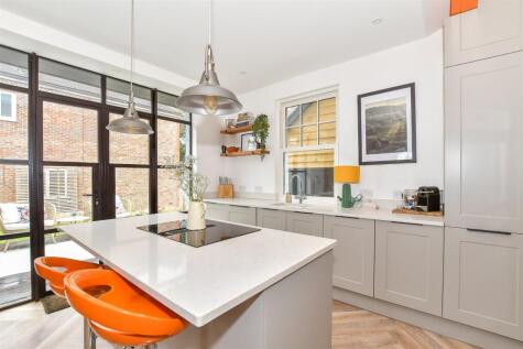 Pound Road, East Peckham, Tonbridge, Kent