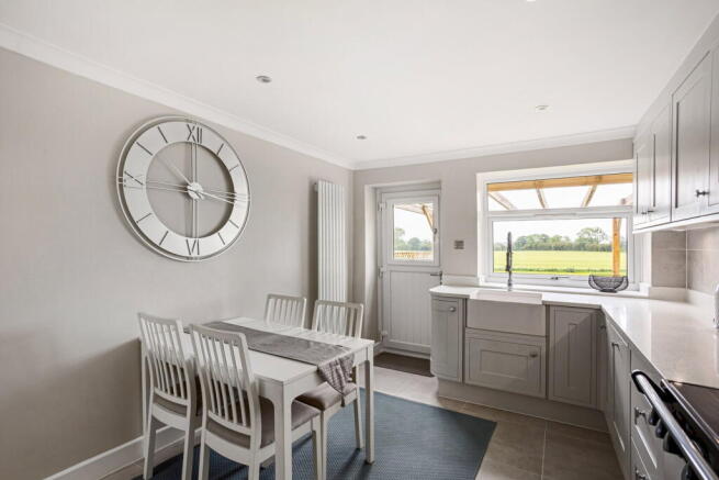 3 bed Mews for sale Image 10
