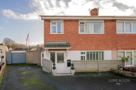 Longacre, Woodford, Plympton, PL7 4RQ