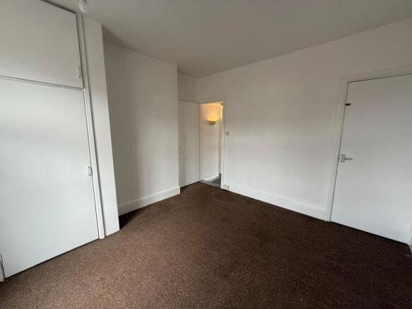 2 bed House to rent Image 8