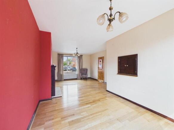 Lounge / Dining Room