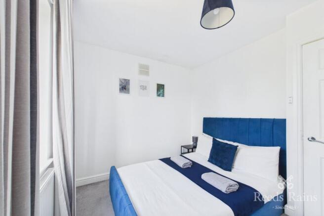 3 bed Semi-Detached for sale Image 10