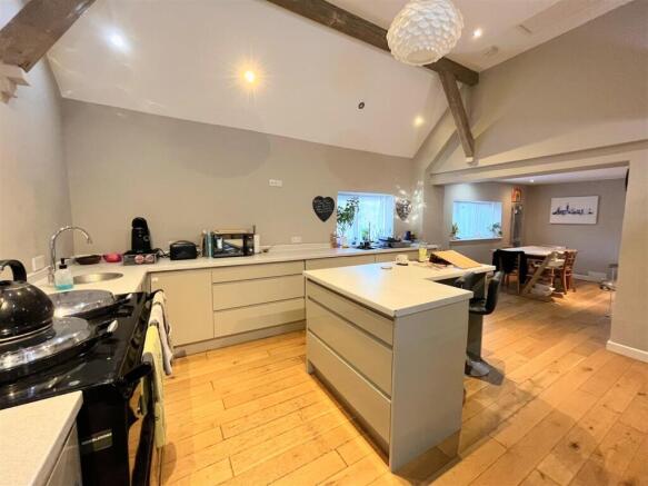Spacious kitchen