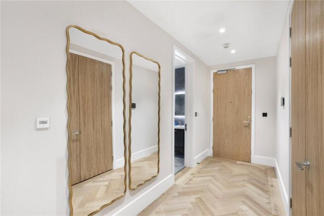 2 bed Apartment for sale Image 6