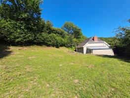Bryn Teilo, Llandilo, Clunderwen SA66 7XR