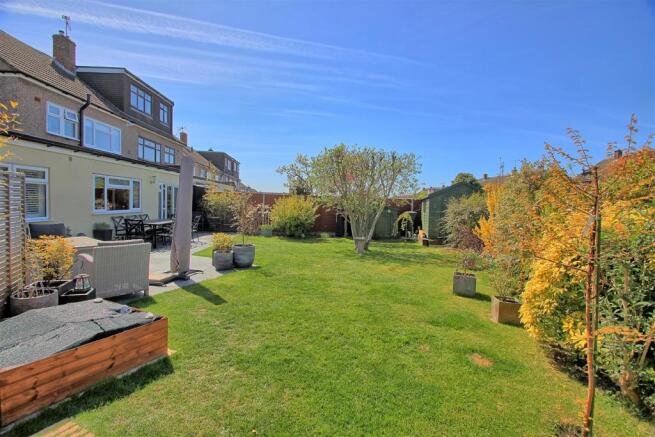 WEST FACING GARDEN