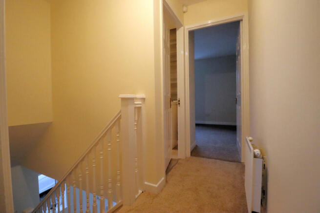 2 bed Semi-Detached for sale Image 8