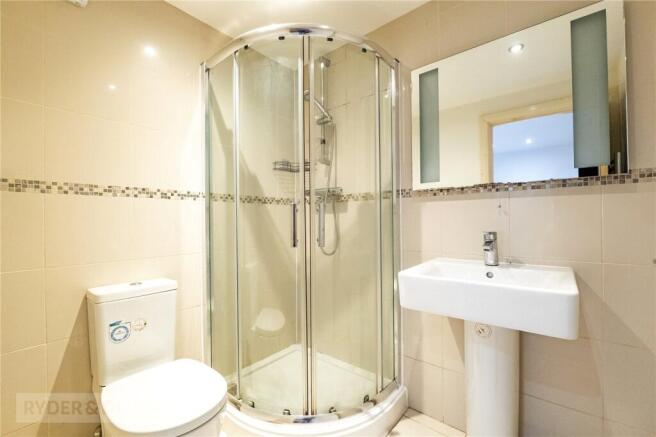 2 bed Apartment for sale Image 10