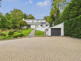 28 Woodlands Rise, Hedgerley Lane, Gerrards Cross SL9 7NS
