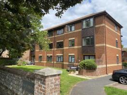 8, The Courtyard, St Botolphs Road, Heene, Worthing BN11 4JQ