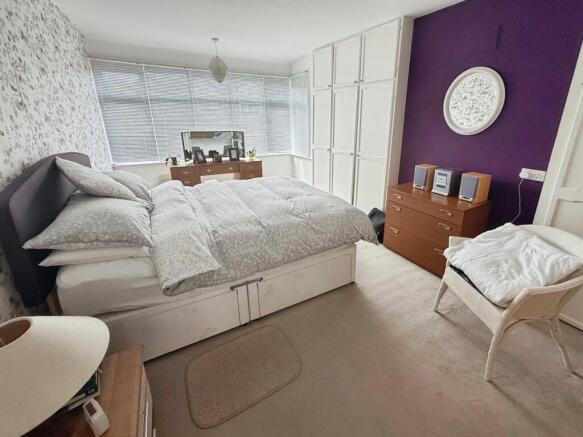 3 bed Semi-Detached for sale Image 10