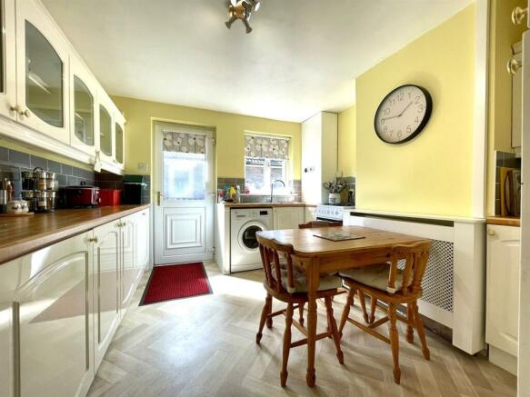 kitchen.JPEG