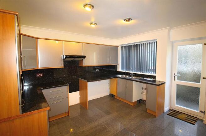 Kitchen/Dining Room