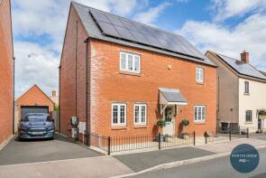28, Utah Lane, Brackley NN13 6GX