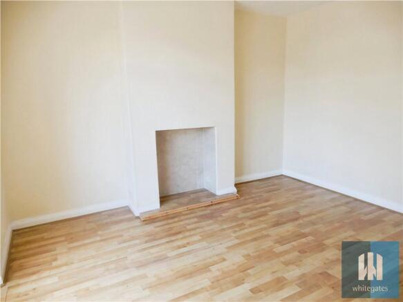 3 bed Semi-Detached for sale Image 2