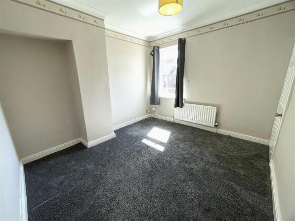 2 bed Terraced for sale Image 10