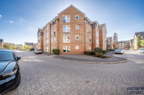 44, Yersin Court, Old Town, Swindon SN1 4GY