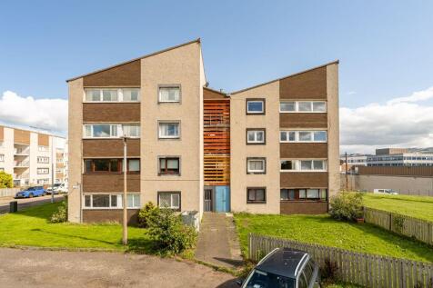16/1 Calder Grove, Edinburgh, EH11 4LY
