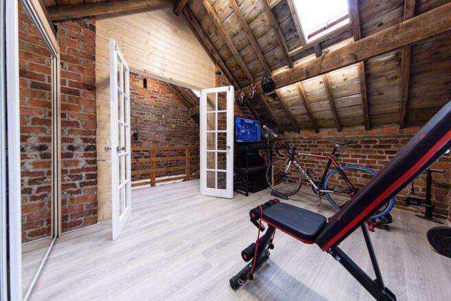 Home gym/offic...