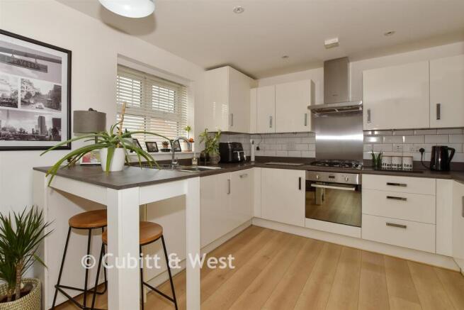 Lounge/Kitchen