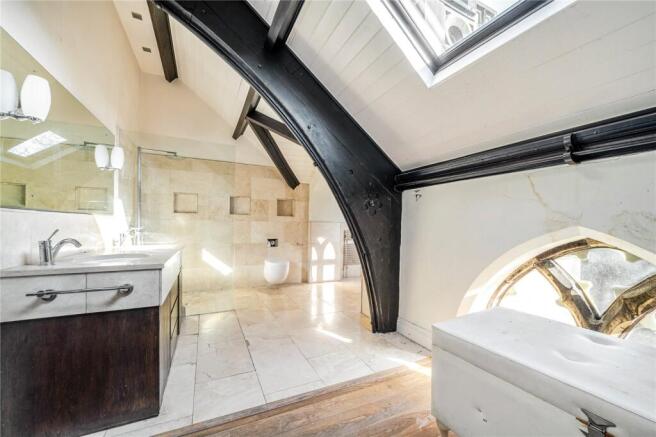 3 bed Detached for sale Image 6