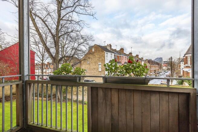 Highbury Crescent