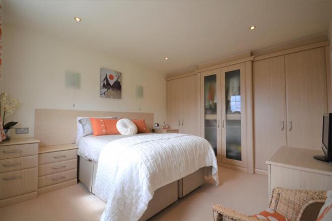bed 1