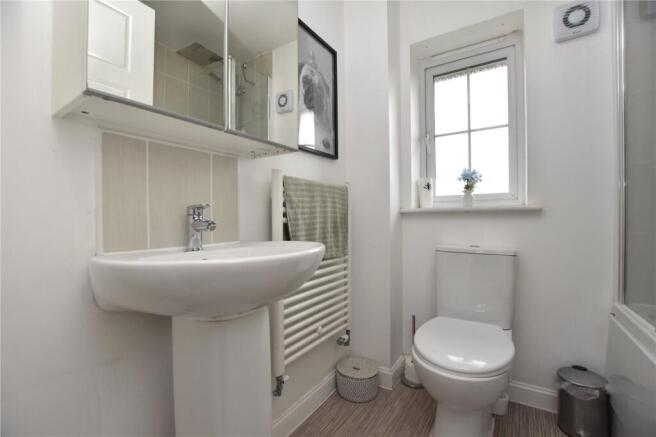 3 bed Semi-Detached for sale Image 7