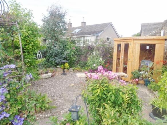 SUMMER HOUSE