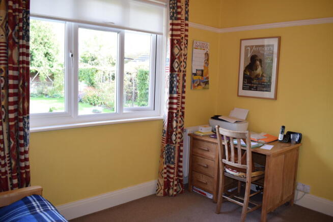 Photo 10