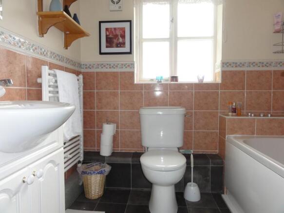 Photo 11