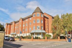 94, Holmbush Court, Queens Crescent, Southsea PO5 3HZ